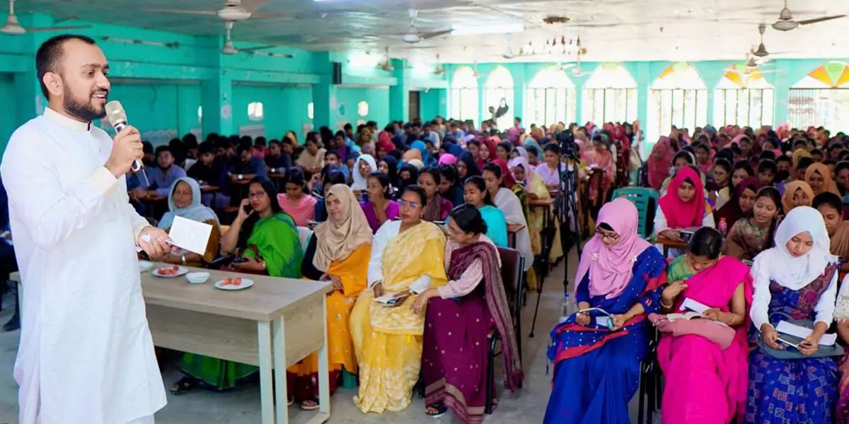 ইংরেজি শিখিয়ে দক্ষ প্রজন্ম গড়তে চান সাইফুল